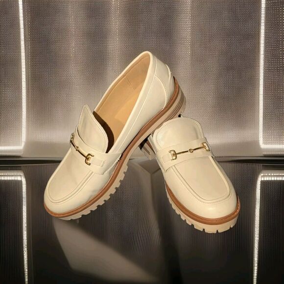 ZBY Cream Platform Chunky Loafers with Gold Accent Size 10 - Picture 3 of 6